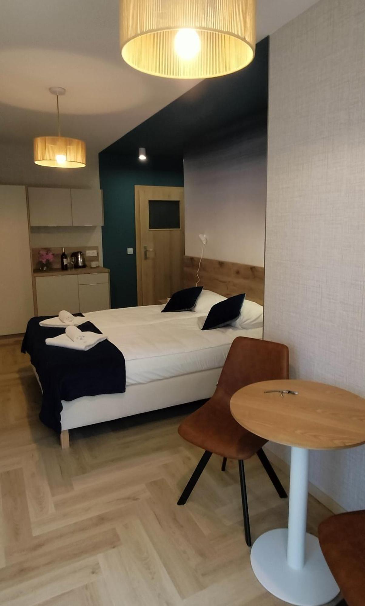 Cicha Przystan - Pokoje Przy Latarni Kolobrzeg Room photo